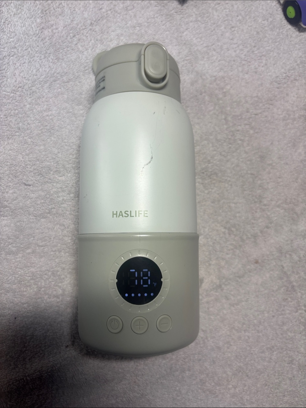 Kids Smart Temperature Bottle in White and Light Gray